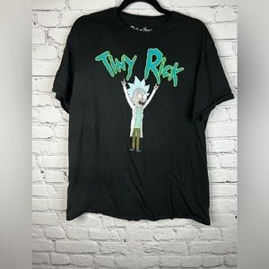 Rick and Morty Adult Swim Tiny Rick Graphic T Shirt size large unisex